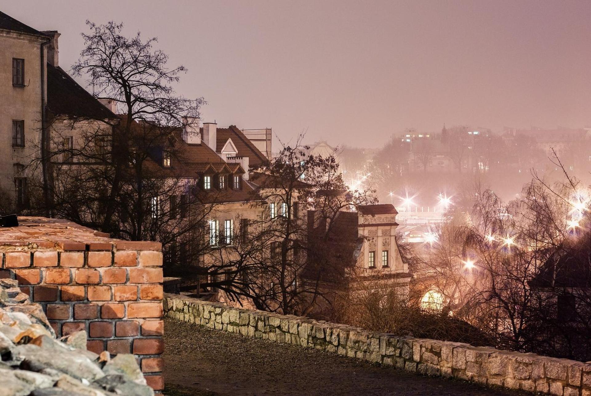Hostel Dom Tu I Teraz Lublin Exterior foto